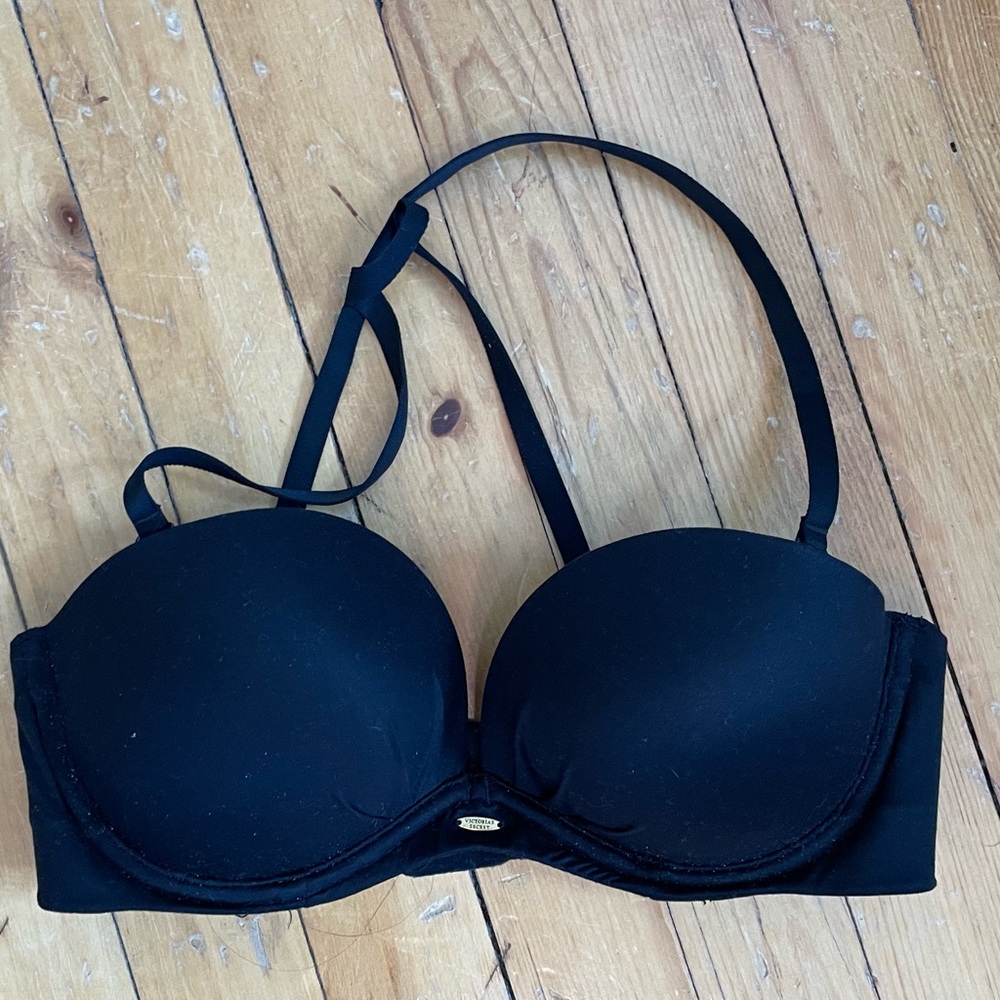 Victoria’s Secret fabulous by Victoria Black Strapless Bra size 34B